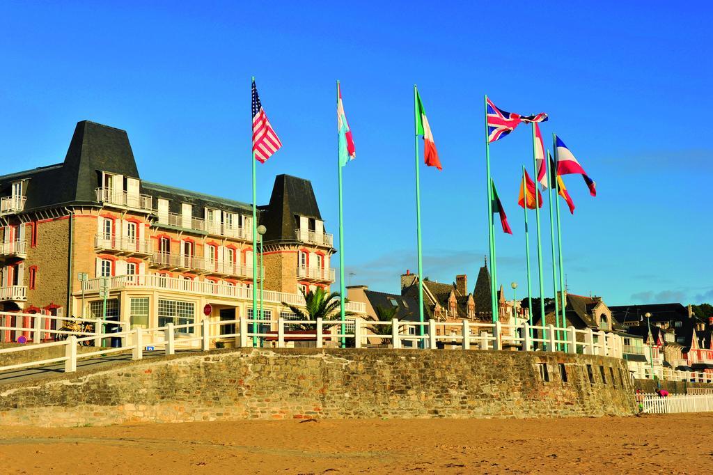 Vtf L'Hotel Des Bains Сен-Каст-ле-Гільдо Екстер'єр фото